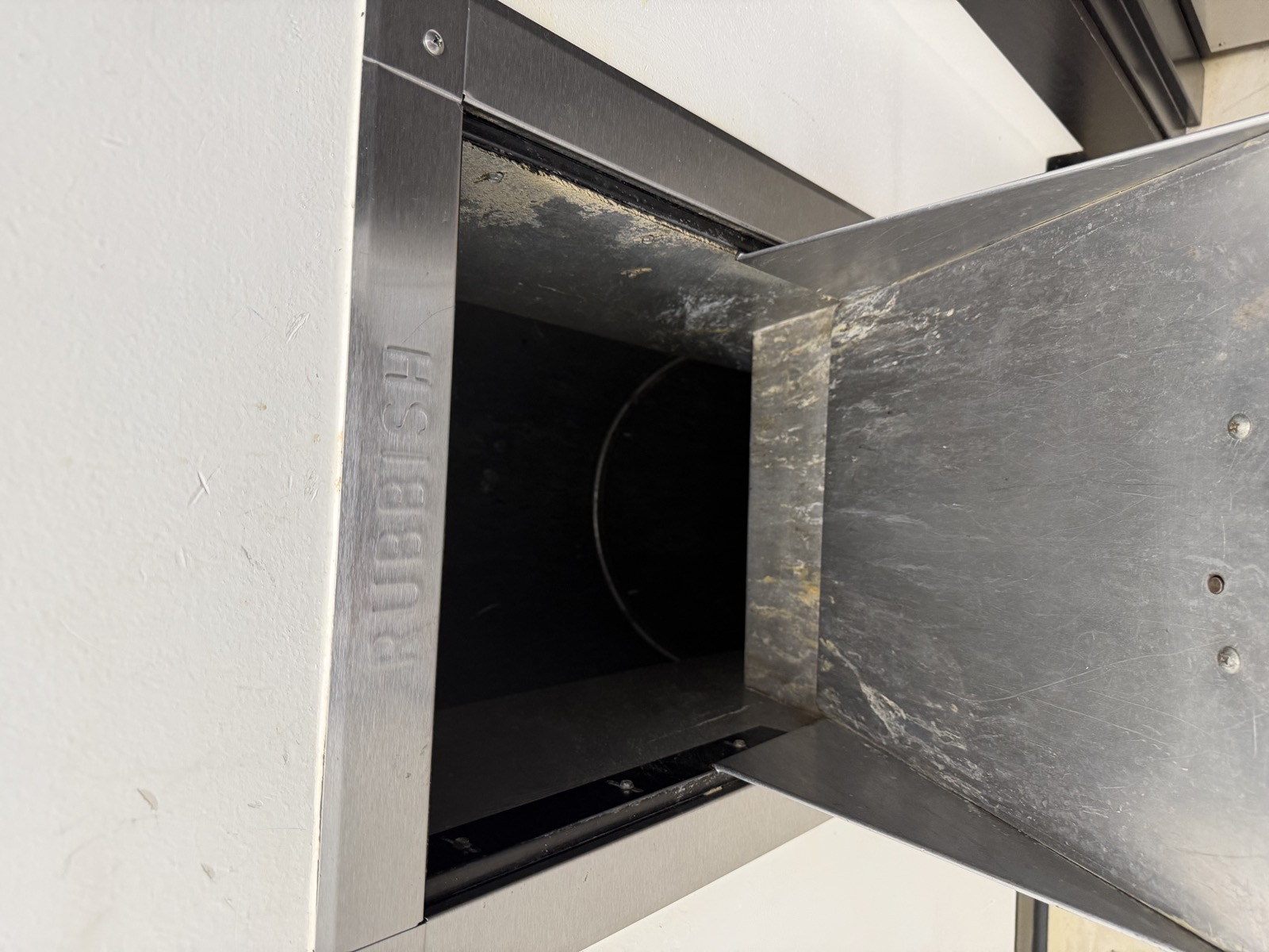 Floor 7 - Trash Chute